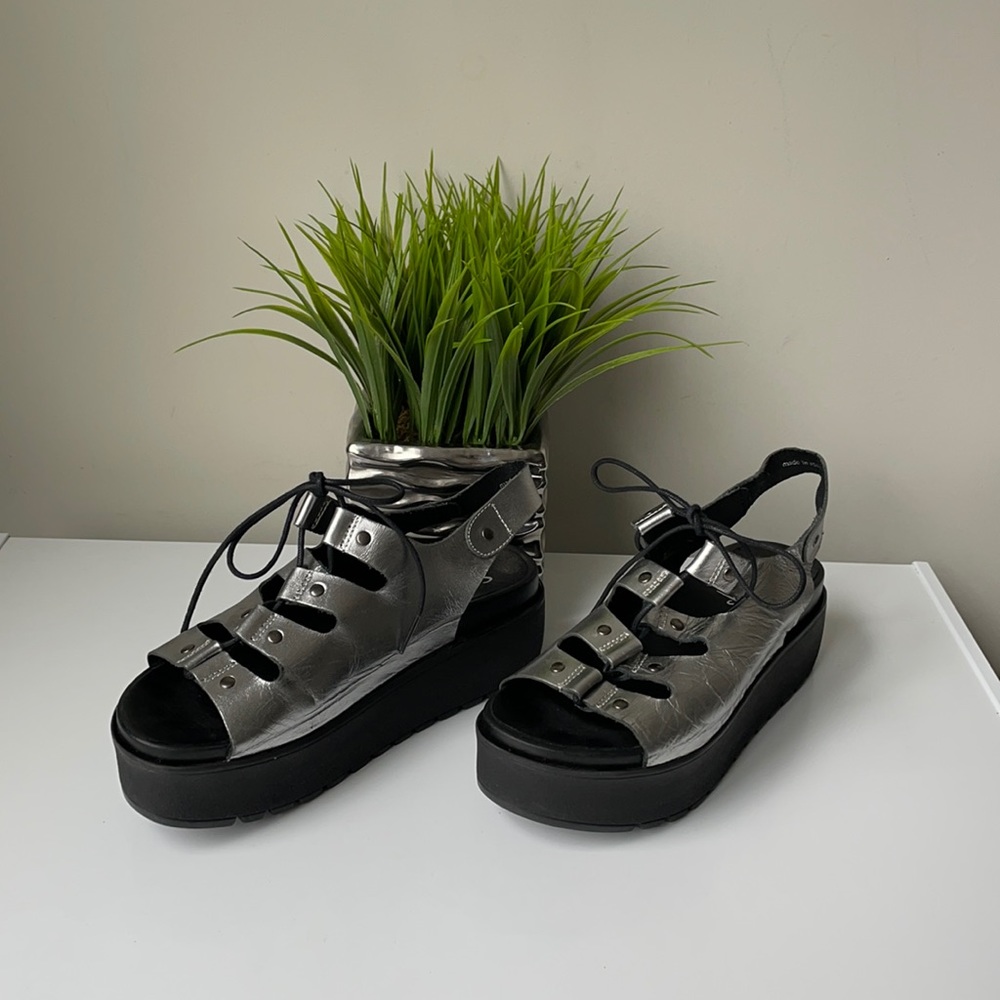 Shellys London Silver Platform Sandals size 40